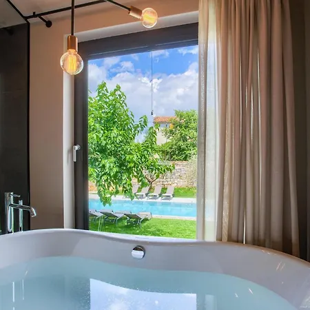 Melon Holiday home Kirmenjak