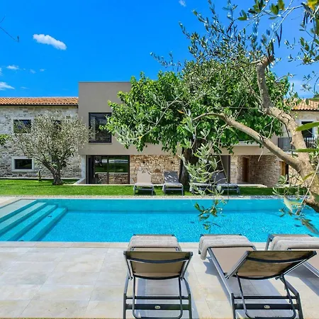 Holiday home Melon Kirmenjak